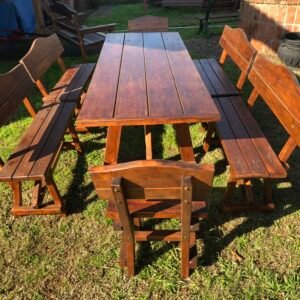Mesa de barbacoa con bancos