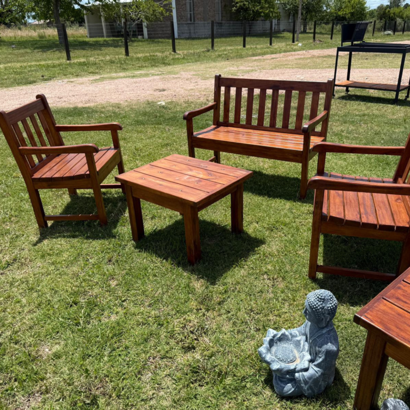 Conjunto mesa y sillones java